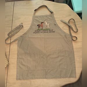 Kids size embroidery horses 🐎 Apron